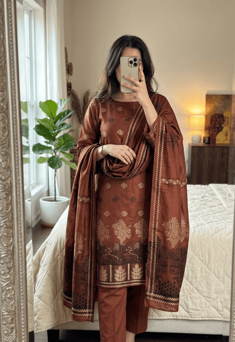 Jacquard Unstitched 3 Piece Lawn Dress | Premium Lawn Suits Pakistan